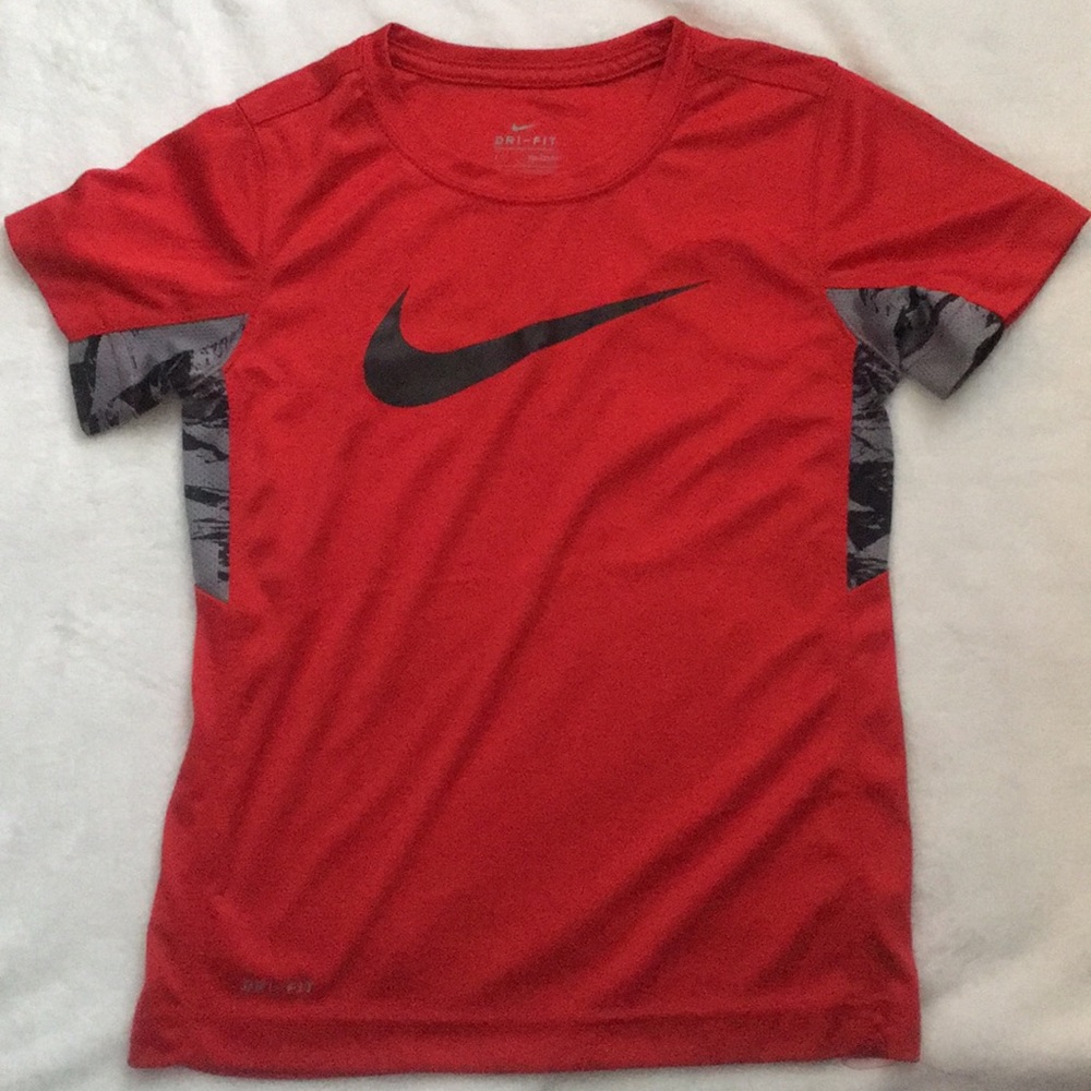 Boys Nike Dri-Fit tee